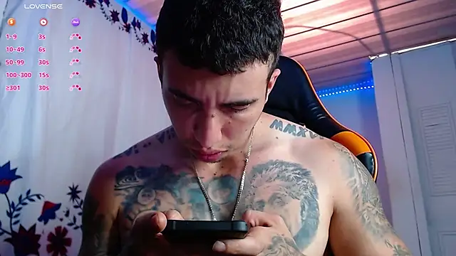 Adam_Hudsond live sex cam