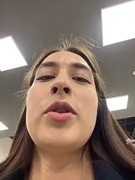 Holly_Play live sex cam