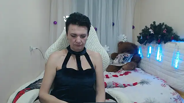 AvaSaturnian's cam snapshot