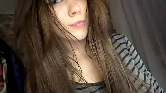 GuyedTheobid's cam snapshot