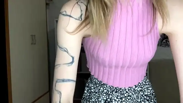 Shining_Robi's cam snapshot