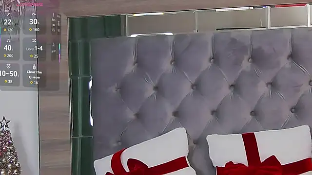 Lorehottie's cam snapshot