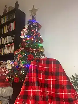 Luccreccia_ live sex cam