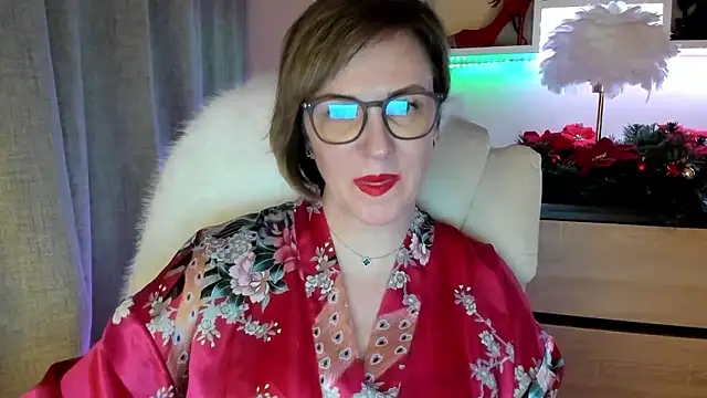 feliziaDesire's cam snapshot