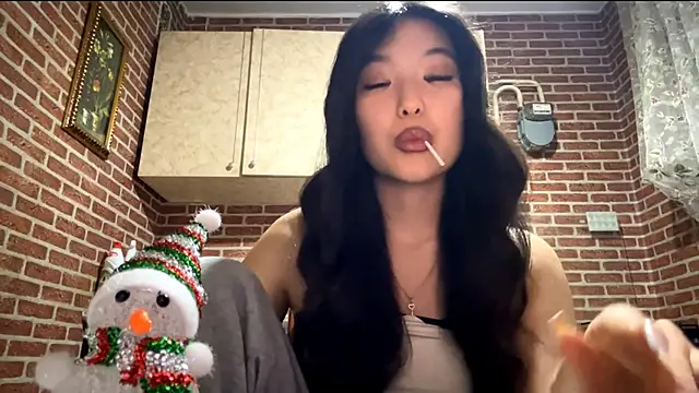 EmmaLeexth's cam snapshot