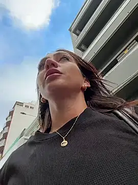 Ninabigtitied live sex cam