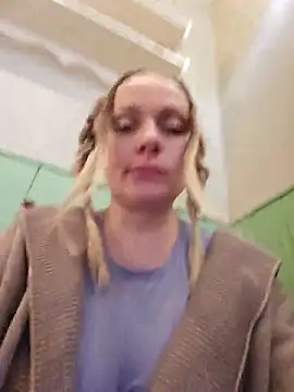 Bondgirl_013 live sex cam