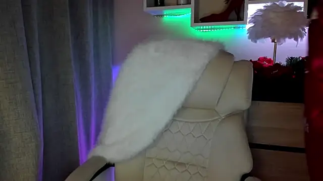 feliziaDesire's cam snapshot