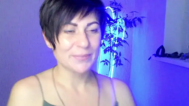 Ashley_Brookss's cam snapshot