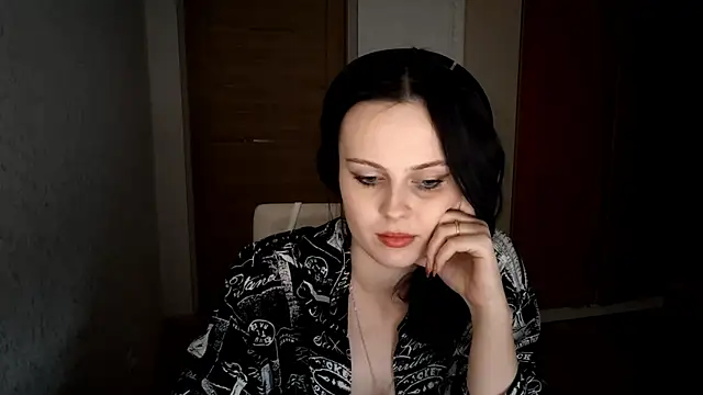 LouiseMarengo's cam snapshot