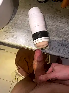 SpectredeZeus's cam snapshot