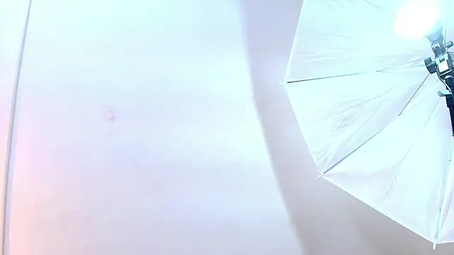 AndreaKinghs's cam snapshot