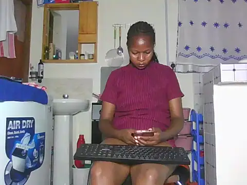 sexy_barbie2024's cam snapshot