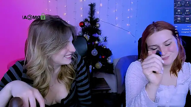 casey_meow_'s cam snapshot