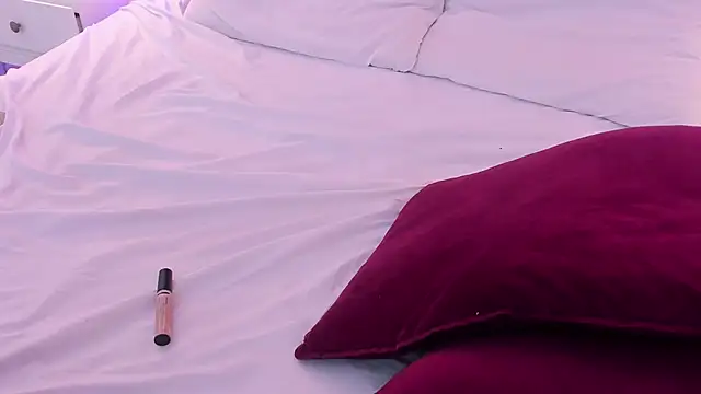 EllaEvanz's cam snapshot