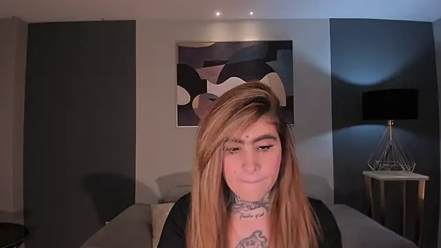 CarlaBrunni's cam snapshot