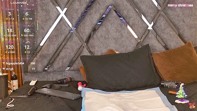 Milf_Slutty's cam snapshot