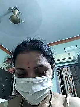 bhavyasri_55's cam snapshot