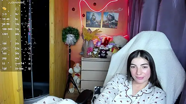 Fiery_Brunette_'s cam snapshot