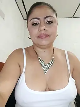 ElizabethWeil's cam snapshot