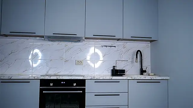 FalineBeacher's cam snapshot