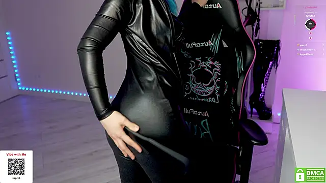 Latex_Kitty's cam snapshot