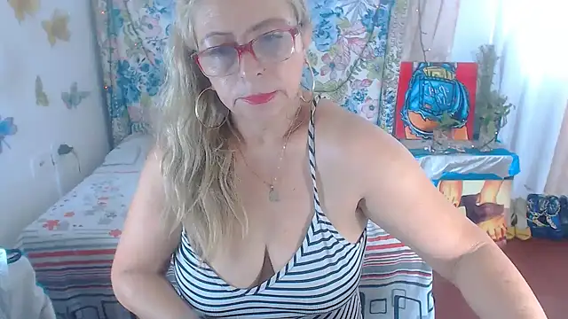 Sweeetnaughty's cam snapshot