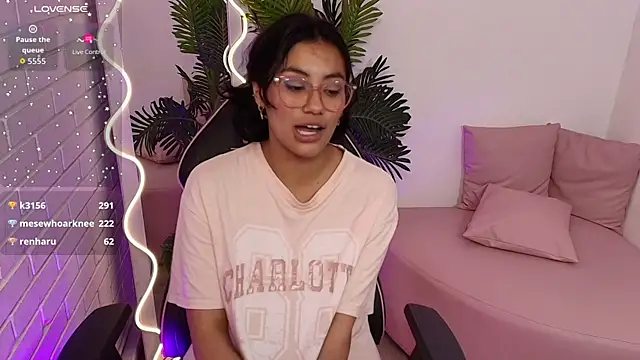 PEACHY_TAY's cam snapshot