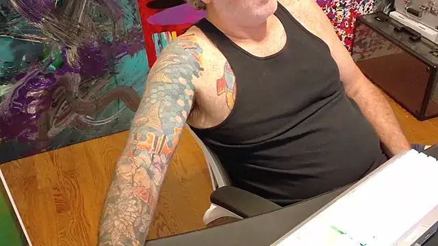 dadbodytats's cam snapshot