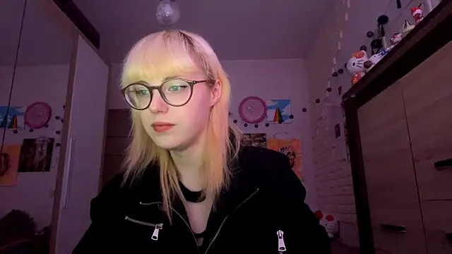 EffacedScan's cam snapshot