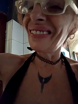 FrozenWaffle's cam snapshot