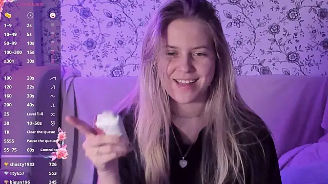 AngelAnty's cam snapshot