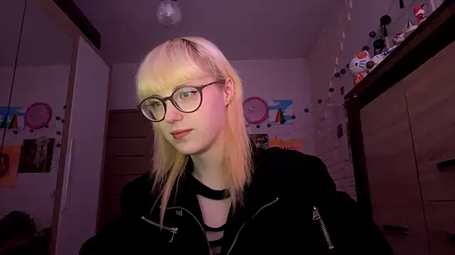 EffacedScan's cam snapshot