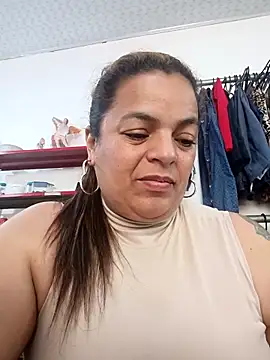 Mia-Glow's cam snapshot