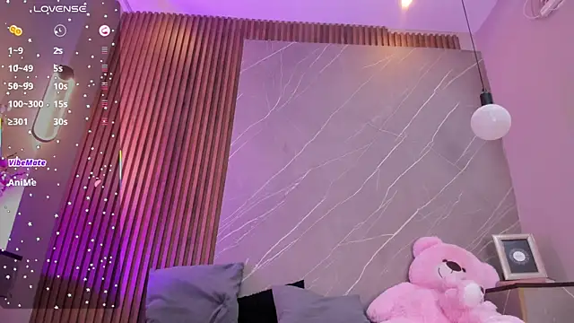 ariana_jhonson1's cam snapshot