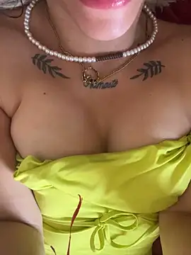 melisabunnny live sex cam