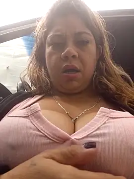 Laura-Hernandez's cam snapshot