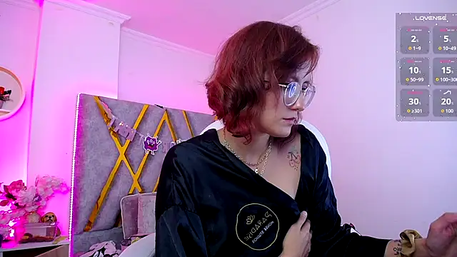 SussanHottye1_'s cam snapshot