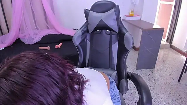 Sofia_villareal live sex cam