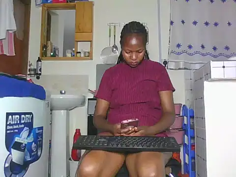 sexy_barbie2024's cam snapshot