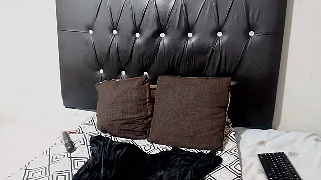 ChubbySpider's cam snapshot