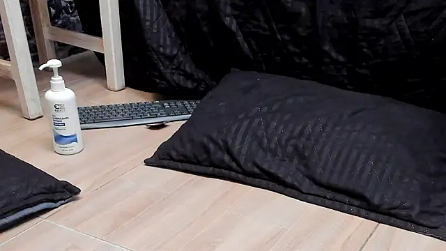 ALYANNA_HOT_'s cam snapshot