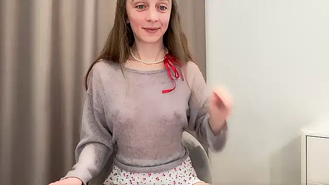 ShySchoolGirl's cam snapshot