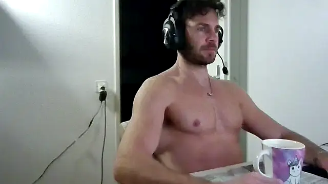 alpha-hunk's cam snapshot