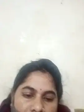 JULEE-740's cam snapshot