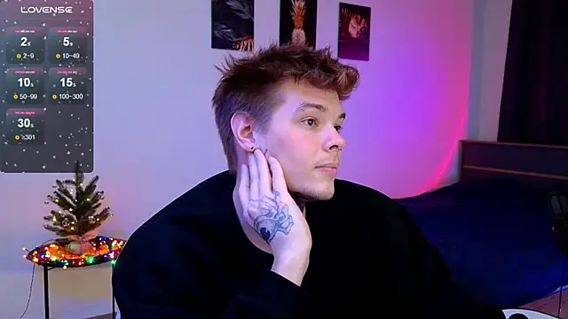 DENIS_HERE's cam snapshot