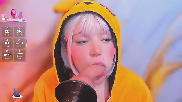 hinata_dolly's cam snapshot