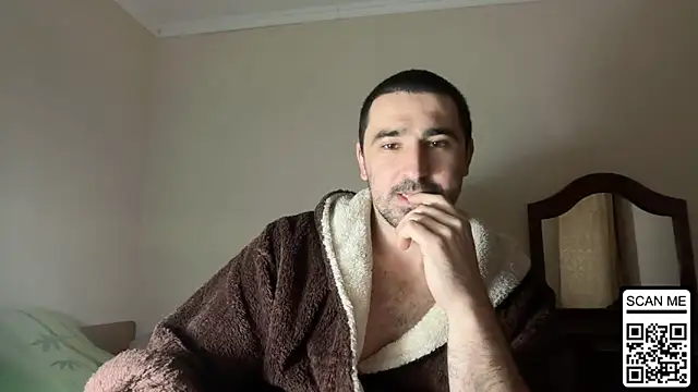 Hard_to_Obey's cam snapshot