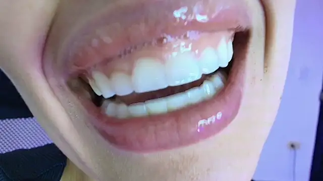 lisbet21x's cam snapshot