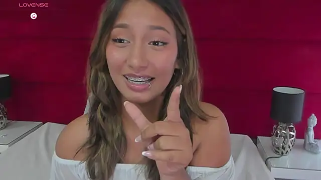 Yazmin_rouse's cam snapshot